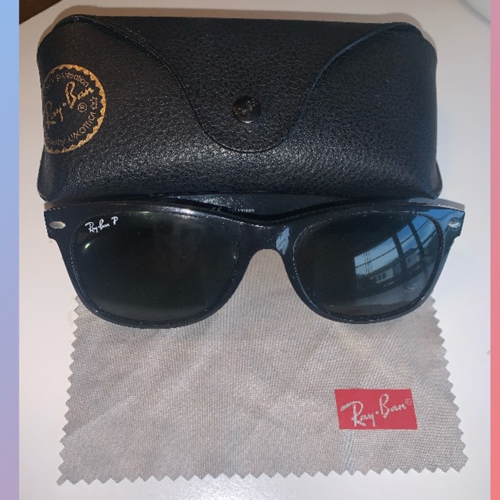 RAY-BAN Polarized Wayfarer